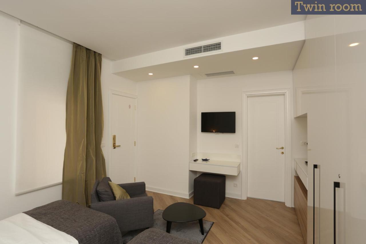 Moment Boutique Apartments Белград Екстер'єр фото